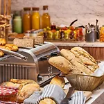 מלון Mercure 15 Porte De Versailles פריז