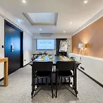 Mercure 15 Porte De Versailles 4* פריז