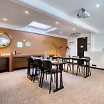 Mercure 15 Porte De Versailles מלון פריז