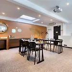Mercure 15 Porte De Versailles Szálloda 4*
