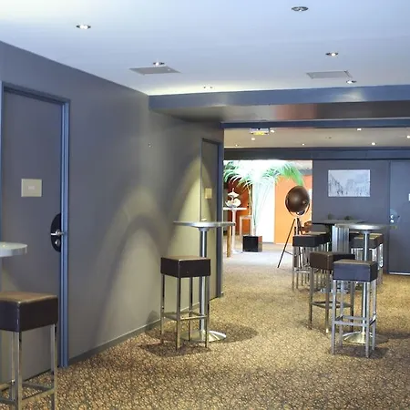 Mercure 15 Porte De Versailles 4*