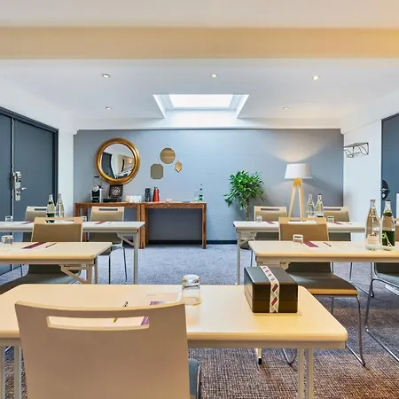 Hotel Mercure 15 Porte De Versailles 4*