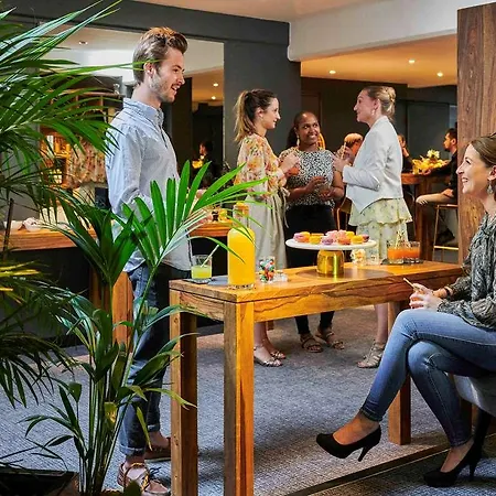 Mercure 15 Porte De Versailles 4*