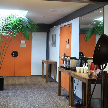 Mercure 15 Porte De Versailles 4*