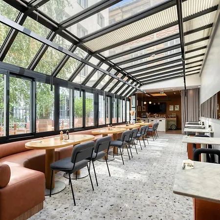 Mercure 15 Porte De Versailles 4*