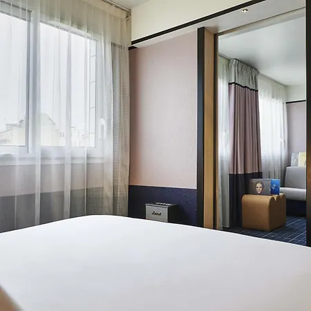 Mercure 15 Porte De Versailles Hotel 4*