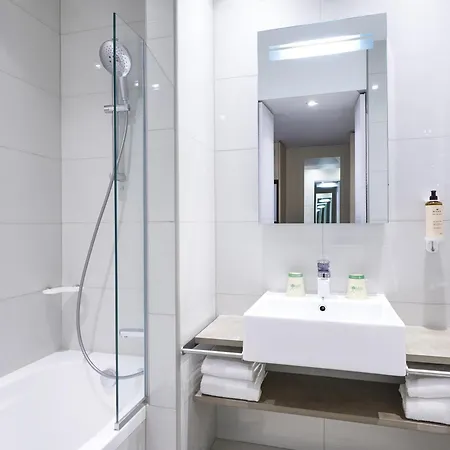 Mercure 15 Porte De Versailles 4* Párizs