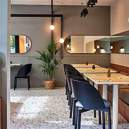 Hotel Mercure 15 Porte De Versailles 4*