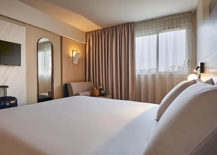 Mercure 15 Porte De Versailles Hotel Parigi