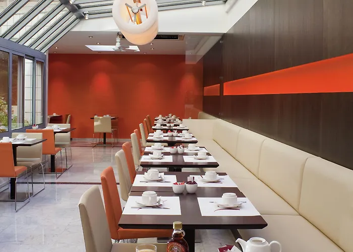 Mercure 15 Porte De Versailles 4*