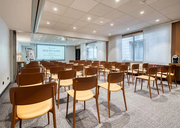 Mercure 15 Porte De Versailles Hotel 4*