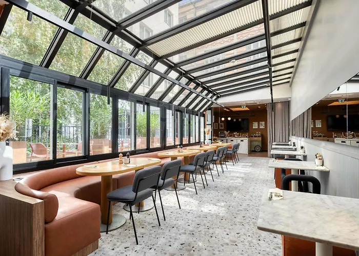 Mercure 15 Porte De Versailles 4*