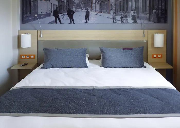 Mercure 15 Porte De Versailles 4* פריז