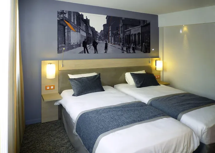 Mercure 15 Porte De Versailles 4* פריז