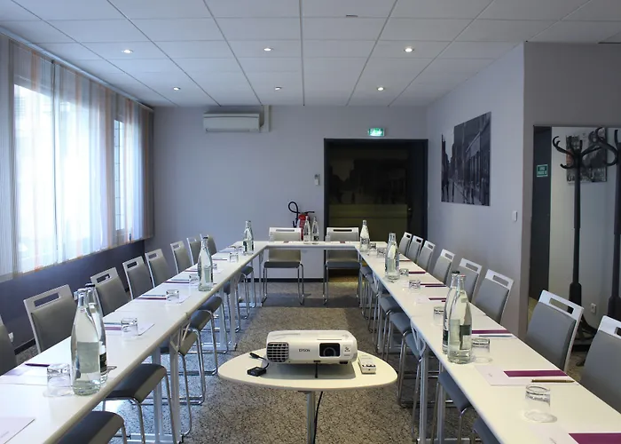Mercure 15 Porte De Versailles מלון