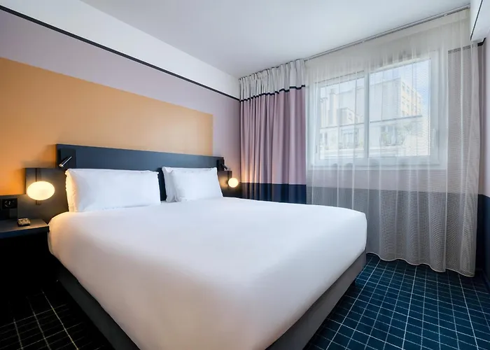 Mercure 15 Porte De Versailles פריז