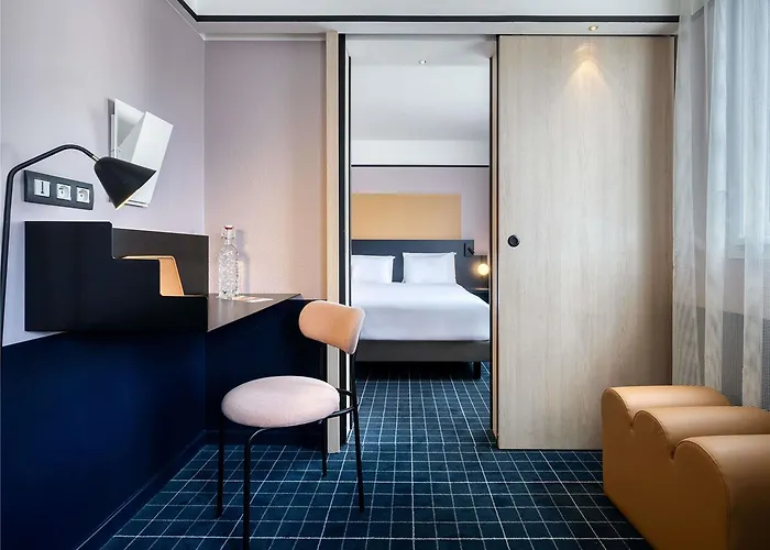 מלון Mercure 15 Porte De Versailles פריז